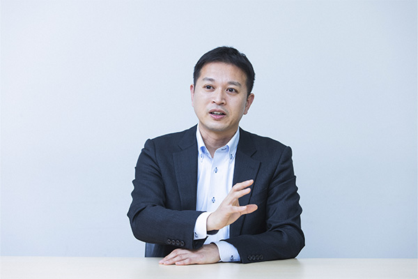 「KDDIトビラ」に弊社・夏目のインタビューを掲載いただきました。～DX時代に求められる人財育成とは～